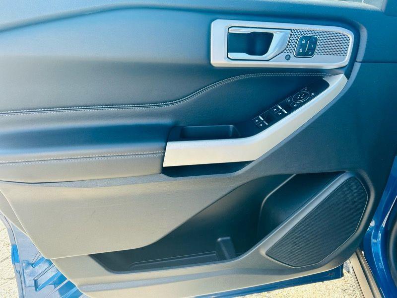 Ford Explorer Limited RWD 2021