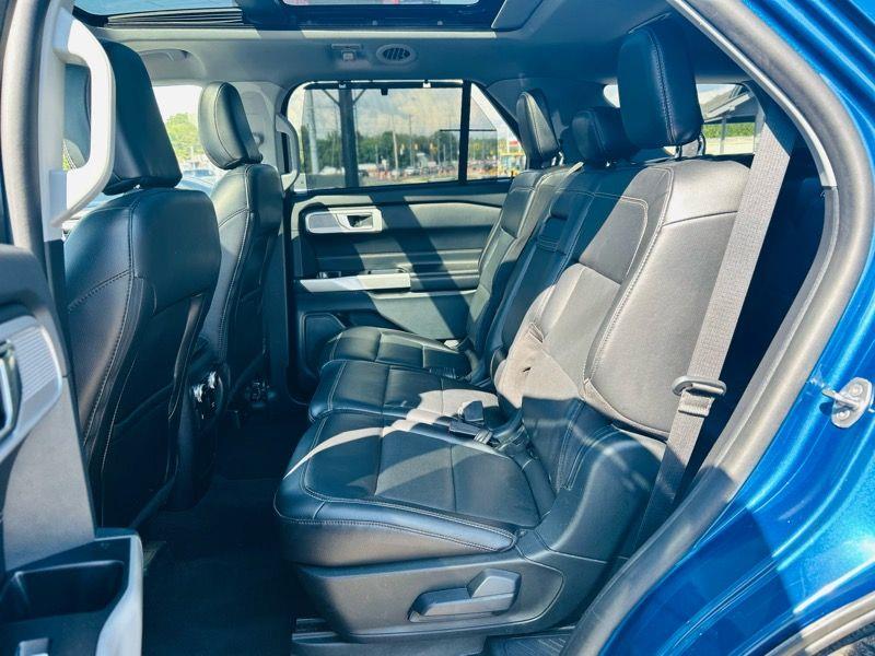 Ford Explorer Limited RWD 2021