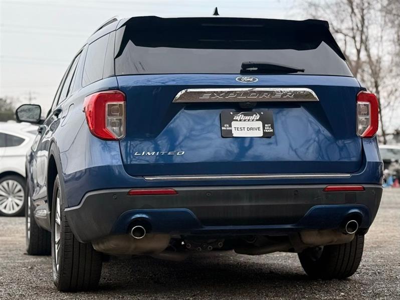 Ford Explorer Limited RWD 2021