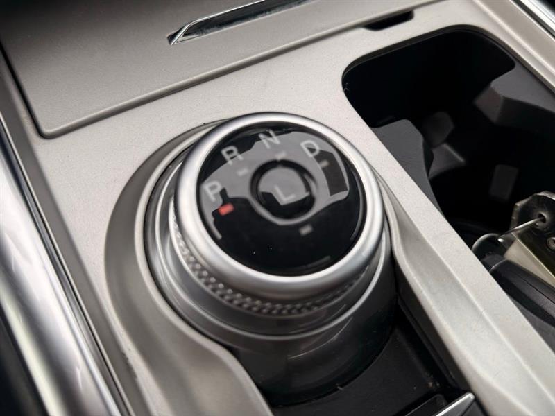 Ford Explorer Limited RWD 2021