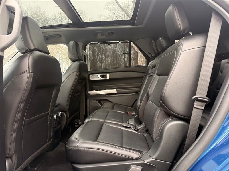 Ford Explorer Limited RWD 2021