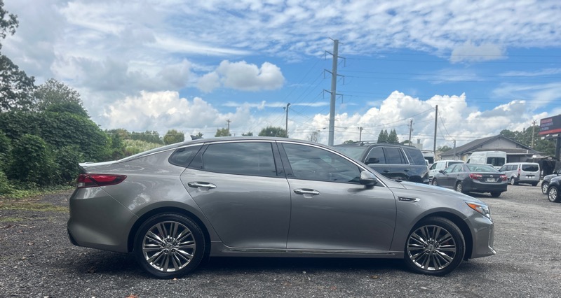 2017 Kia Optima Turbo photo 6