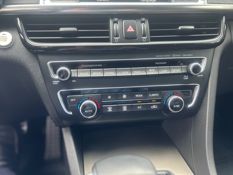 2017 Kia Optima Turbo photo 30