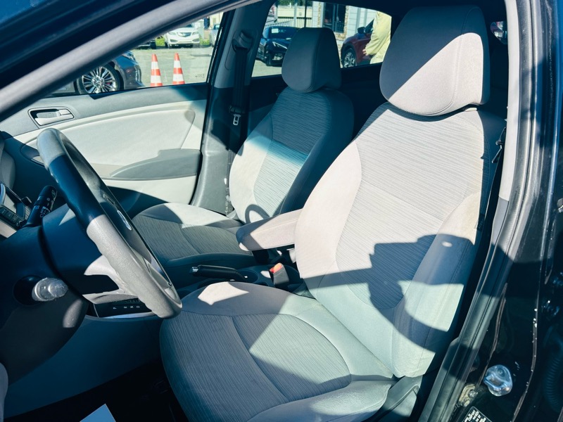 Hyundai Accent 5dr HB Auto GS 2015 Hyundai Accent 5dr HB Auto GS 2015