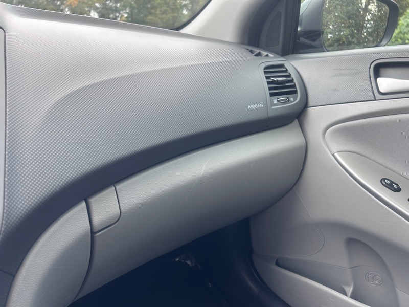 Hyundai Accent 5dr HB Auto GS 2015 Hyundai Accent 5dr HB Auto GS 2015