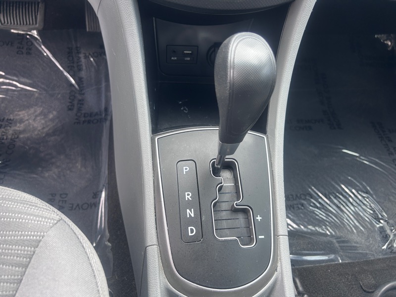 Hyundai Accent 5dr HB Auto GS 2015 Hyundai Accent 5dr HB Auto GS 2015