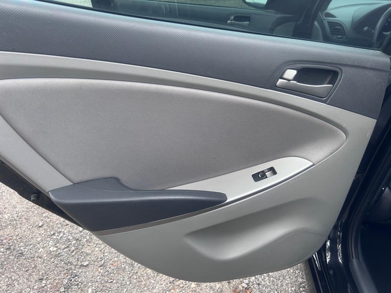 Hyundai Accent 5dr HB Auto GS 2015 Hyundai Accent 5dr HB Auto GS 2015