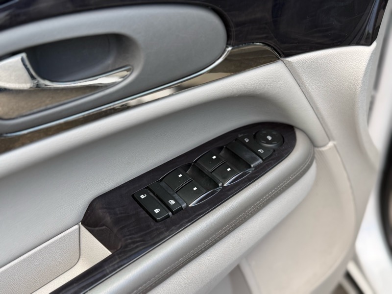 2016 Buick Enclave Convenience photo 11