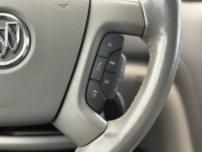 2016 Buick Enclave Convenience photo 27