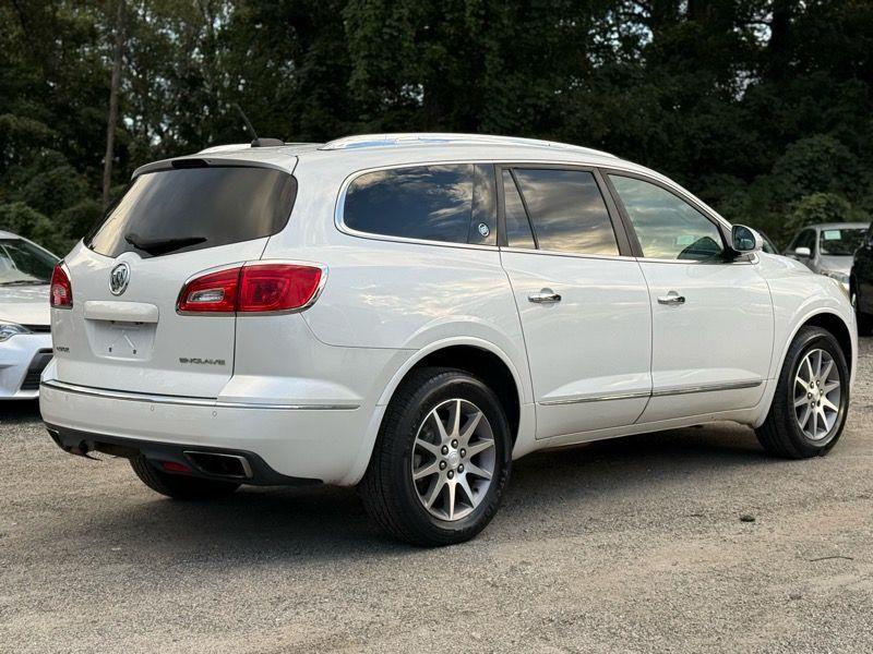 Buick Enclave FWD 4dr Convenience 2016