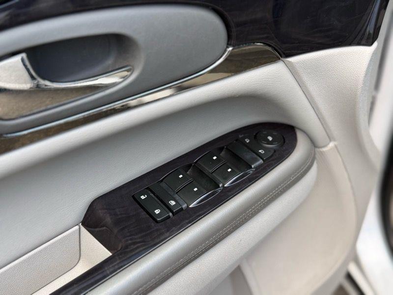 Buick Enclave FWD 4dr Convenience 2016