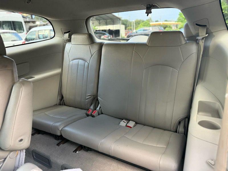 Buick Enclave FWD 4dr Convenience 2016