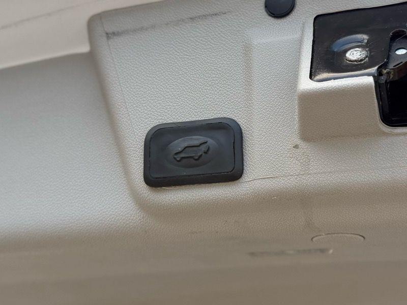 Buick Enclave FWD 4dr Convenience 2016