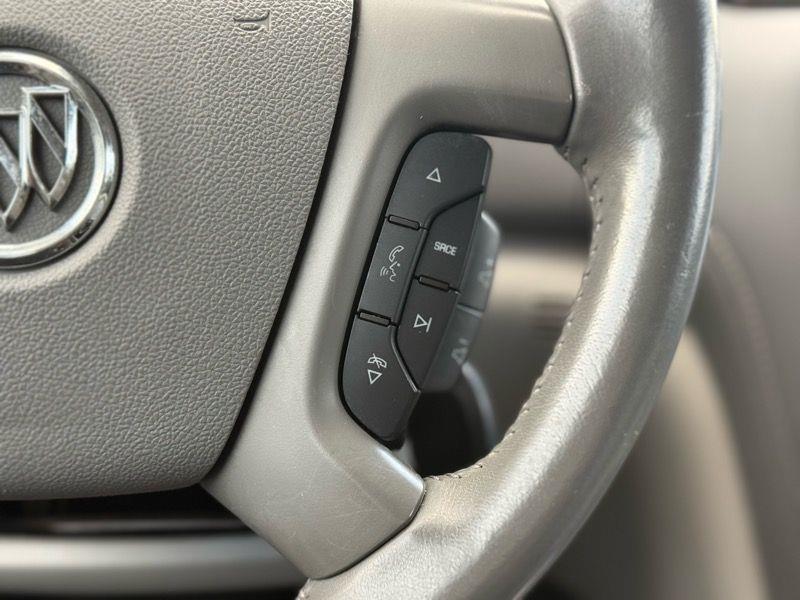 Buick Enclave FWD 4dr Convenience 2016