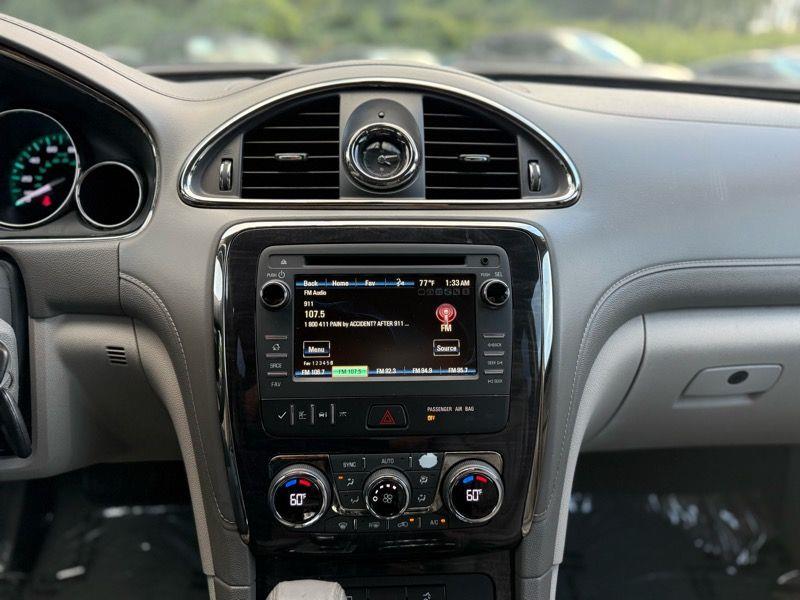 Buick Enclave FWD 4dr Convenience 2016