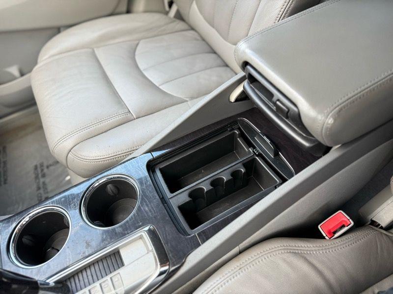 Buick Enclave FWD 4dr Convenience 2016