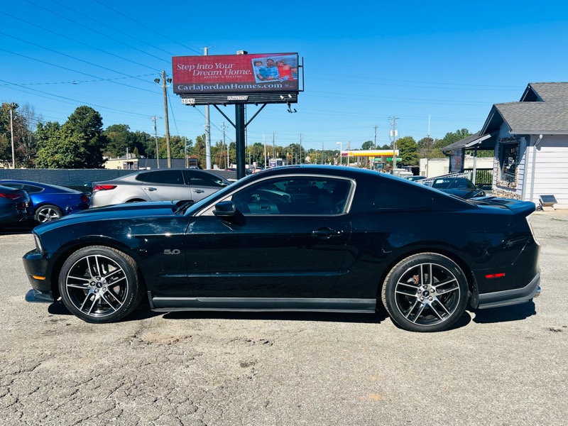 Ford Mustang 2dr Cpe GT 2012 Ford Mustang 2dr Cpe GT 2012