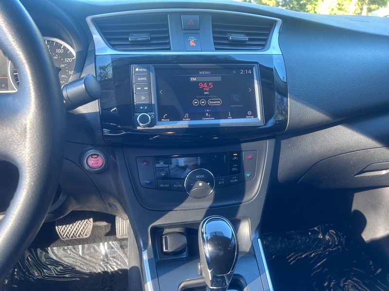 Nissan Sentra SV CVT 2019 Nissan Sentra SV CVT 2019