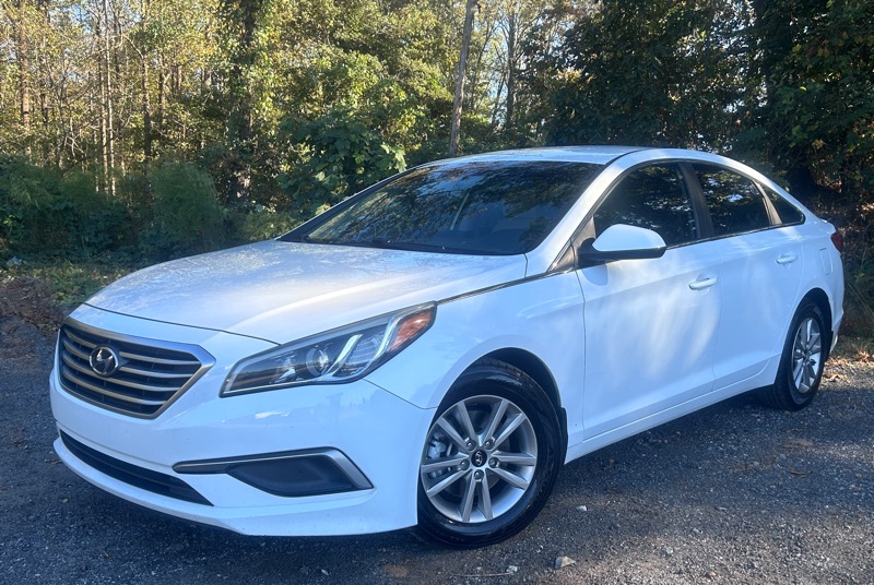 Hyundai Sonata 4dr Sdn 2.4L SE 2016 Hyundai Sonata 4dr Sdn 2.4L SE 2016