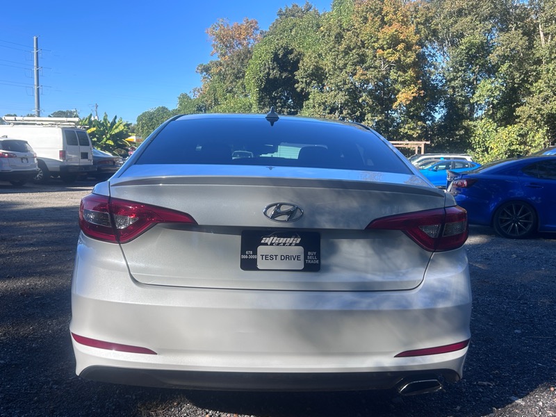 Hyundai Sonata 4dr Sdn 2.4L SE 2016 Hyundai Sonata 4dr Sdn 2.4L SE 2016