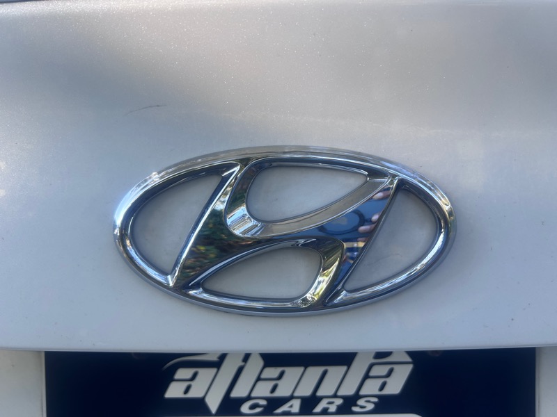 Hyundai Sonata 4dr Sdn 2.4L SE 2016 Hyundai Sonata 4dr Sdn 2.4L SE 2016