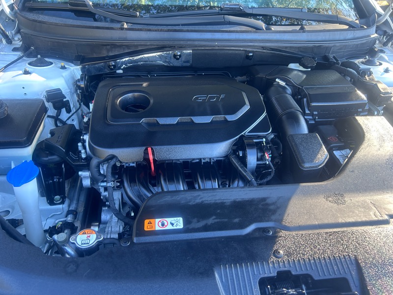Hyundai Sonata 4dr Sdn 2.4L SE 2016 Hyundai Sonata 4dr Sdn 2.4L SE 2016