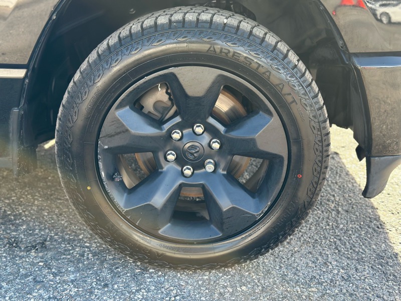 RAM 1500 Big Horn/Lone Star 4x2 Quad Cab 6'4" Box 2019 RAM 1500 Big Horn/Lone Star 4x2 Quad Cab 6'4" Box 2019