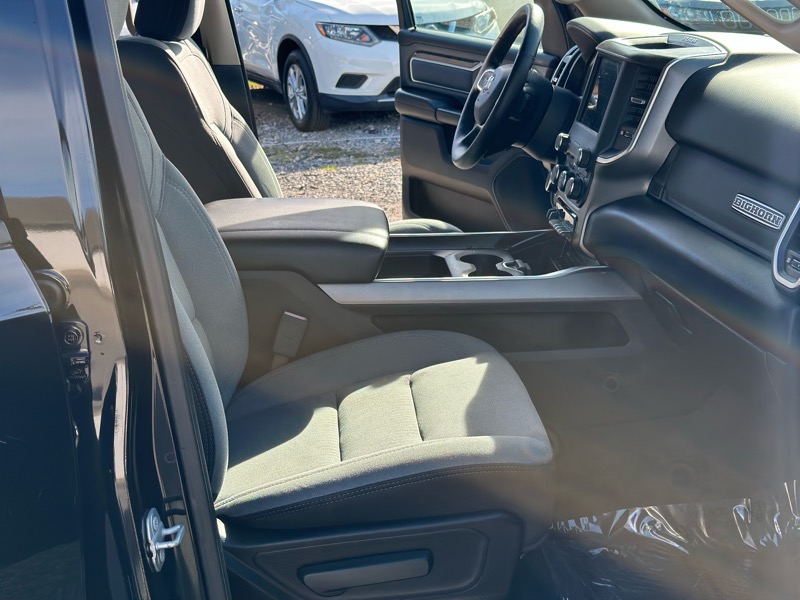 RAM 1500 Big Horn/Lone Star 4x2 Quad Cab 6'4" Box 2019 RAM 1500 Big Horn/Lone Star 4x2 Quad Cab 6'4" Box 2019