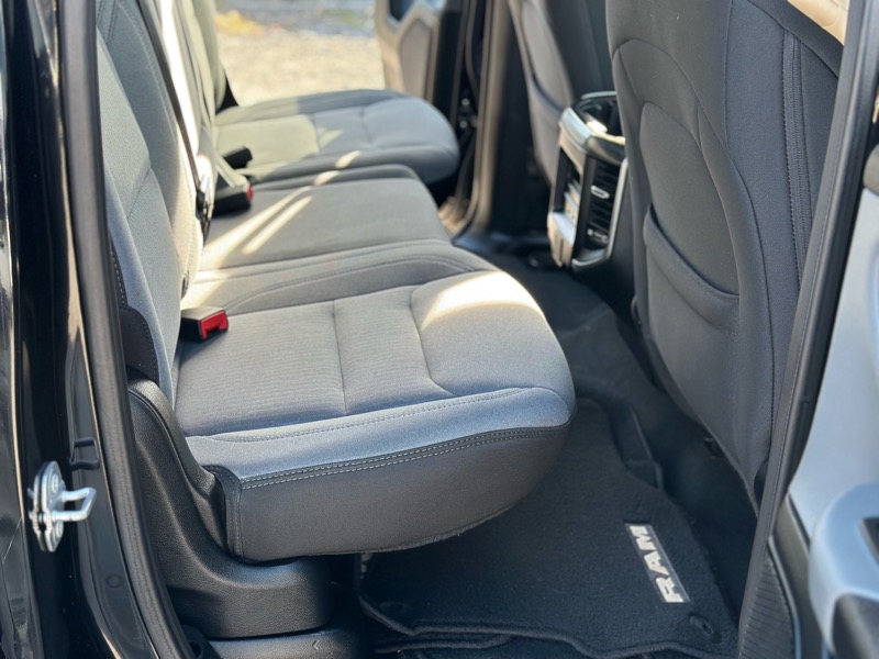 RAM 1500 Big Horn/Lone Star 4x2 Quad Cab 6'4" Box 2019 RAM 1500 Big Horn/Lone Star 4x2 Quad Cab 6'4" Box 2019