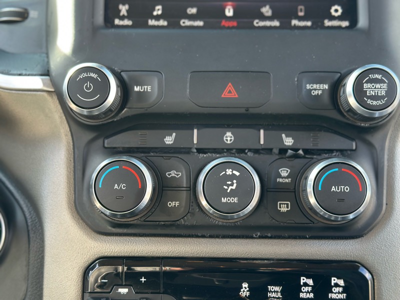 RAM 1500 Big Horn/Lone Star 4x2 Quad Cab 6'4" Box 2019 RAM 1500 Big Horn/Lone Star 4x2 Quad Cab 6'4" Box 2019