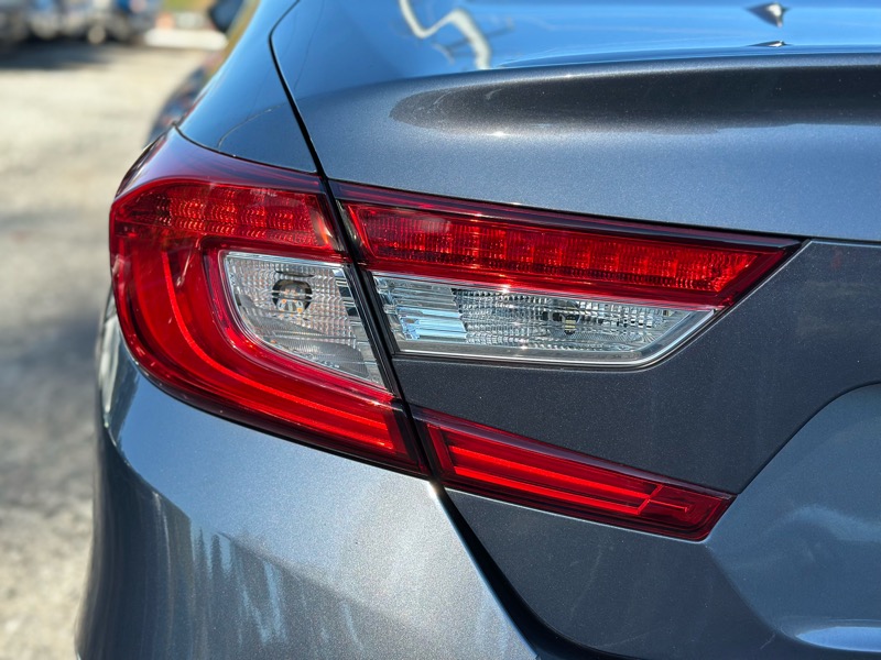 Honda Accord Sedan Touring 1.5T CVT 2018 Honda Accord Sedan Touring 1.5T CVT 2018