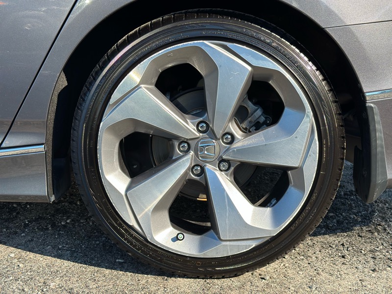 Honda Accord Sedan Touring 1.5T CVT 2018 Honda Accord Sedan Touring 1.5T CVT 2018