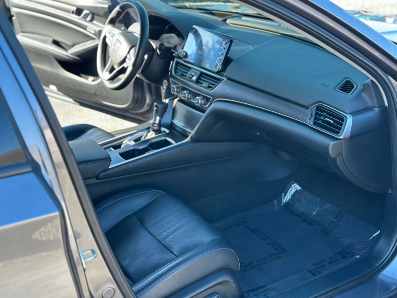 Honda Accord Sedan Touring 1.5T CVT 2018 Honda Accord Sedan Touring 1.5T CVT 2018