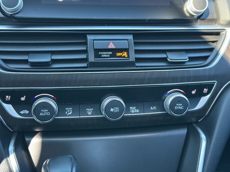 Honda Accord Sedan Touring 1.5T CVT 2018 Honda Accord Sedan Touring 1.5T CVT 2018