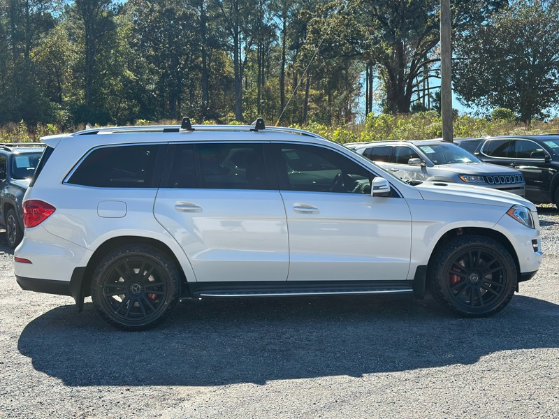 Mercedes-Benz GL-Class 4MATIC 4dr GL 450 2013 Mercedes-Benz GL-Class 4MATIC 4dr GL 450 2013