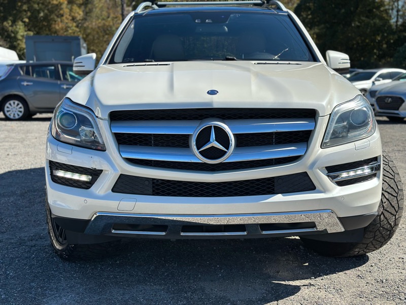 Mercedes-Benz GL-Class 4MATIC 4dr GL 450 2013 Mercedes-Benz GL-Class 4MATIC 4dr GL 450 2013