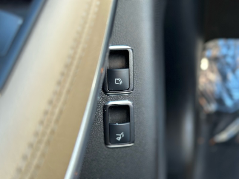 Mercedes-Benz GL-Class 4MATIC 4dr GL 450 2013 Mercedes-Benz GL-Class 4MATIC 4dr GL 450 2013