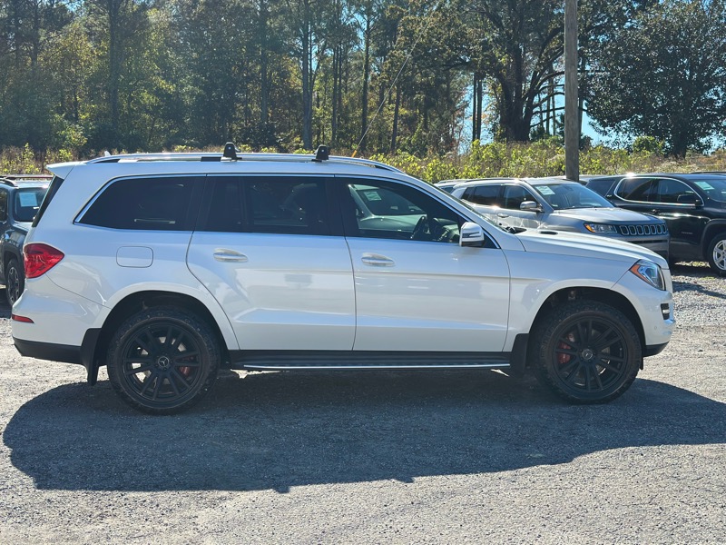 Mercedes-Benz GL-Class 4MATIC 4dr GL 450 2013 Mercedes-Benz GL-Class 4MATIC 4dr GL 450 2013