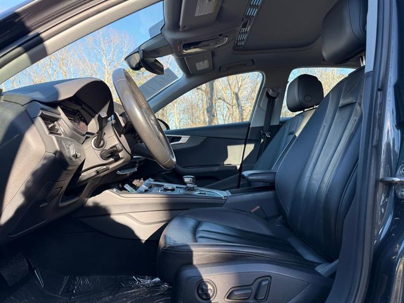 Audi A4 2.0 TFSI ultra Tech Premium S Tronic FWD 2018