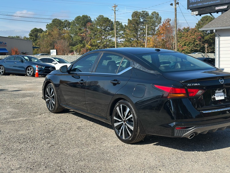 2021 Nissan Altima 2.5 SR photo 4