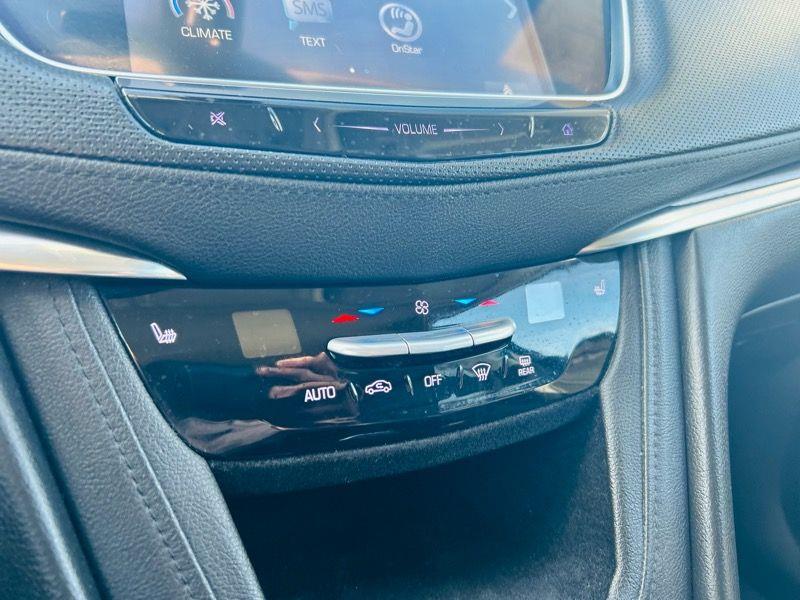 Cadillac XT5 AWD 4dr Luxury 2017