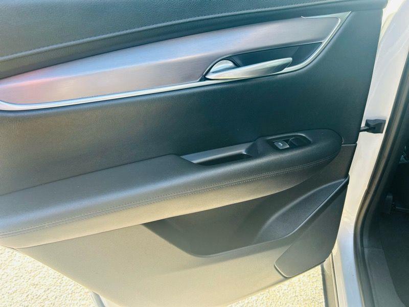 Cadillac XT5 AWD 4dr Luxury 2017