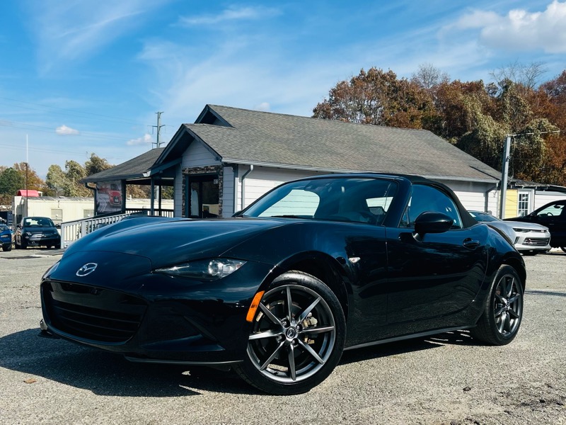 2016 Mazda MX-5 Miata Miata Grand Touring photo 2