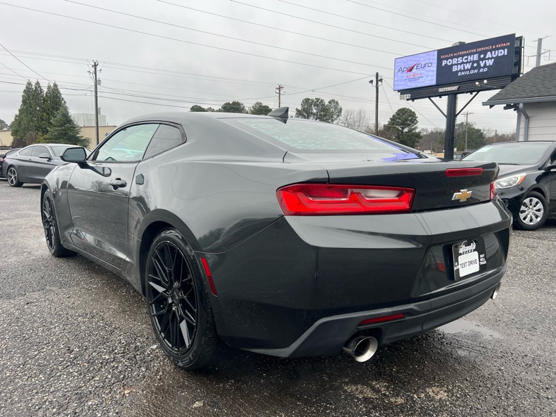 2017 Chevrolet Camaro 1LT photo 3