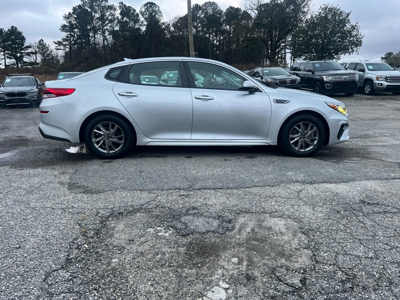 2019 Kia Optima LX photo 4