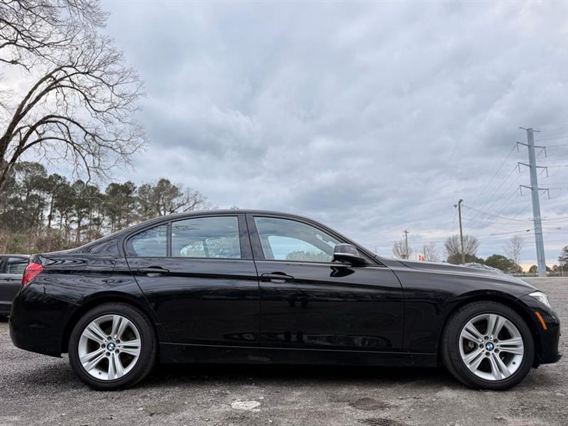 BMW 3 Series 4dr Sdn 328i xDrive AWD SULEV South Africa 2016