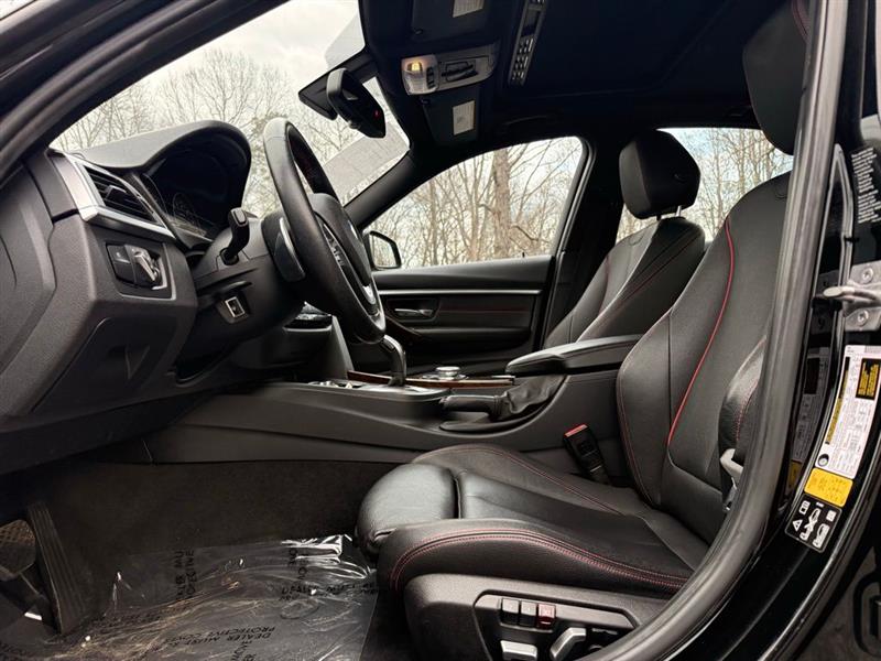 BMW 3 Series 4dr Sdn 328i xDrive AWD SULEV South Africa 2016