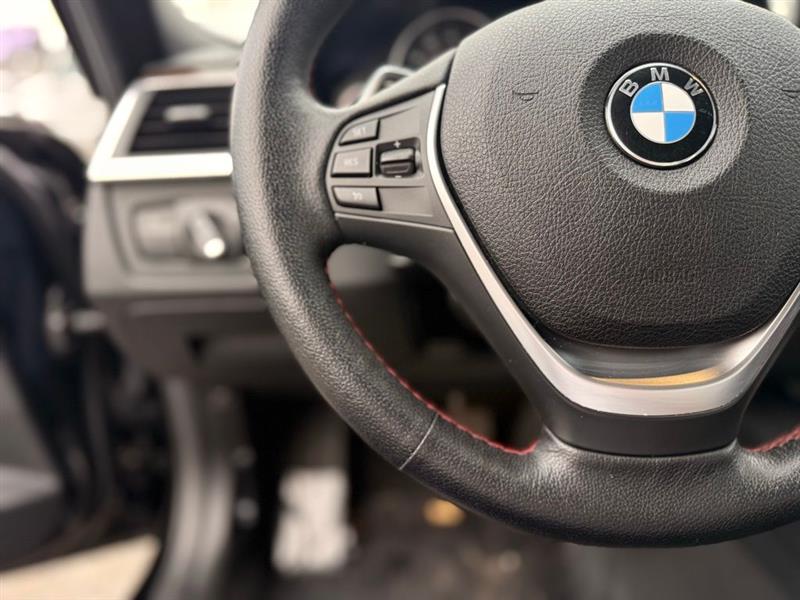 BMW 3 Series 4dr Sdn 328i xDrive AWD SULEV South Africa 2016