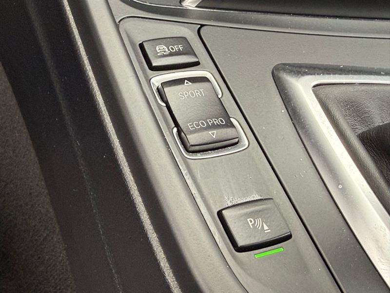 BMW 3 Series 4dr Sdn 328i xDrive AWD SULEV South Africa 2016