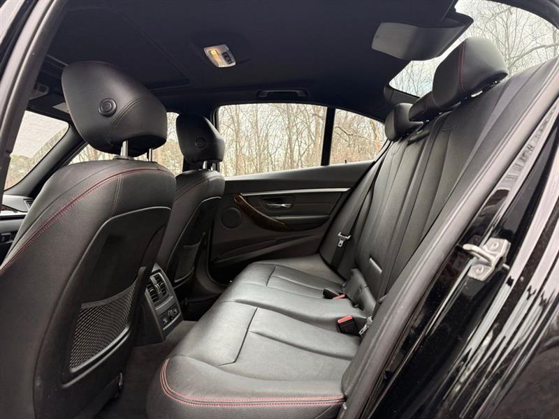 BMW 3 Series 4dr Sdn 328i xDrive AWD SULEV South Africa 2016